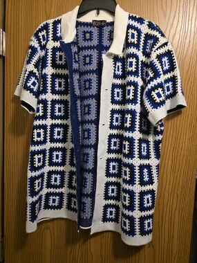 Boohoo Mens Blue White and Black Geometric Knit Polo